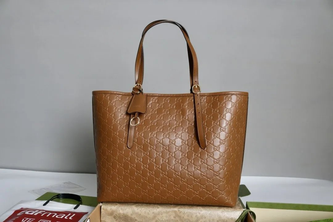 LitBuys Tote Bag