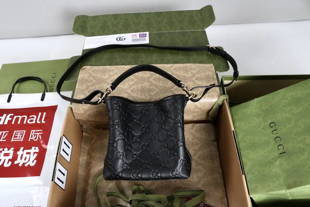 LitBuys Shoulder Bag