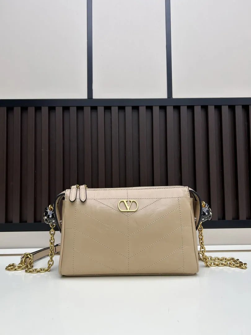 LitBuys Shoulder Bag