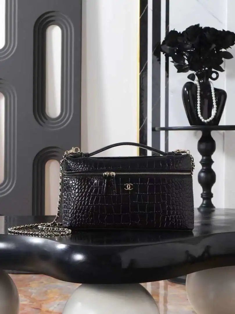 LitBuys Shoulder Bag