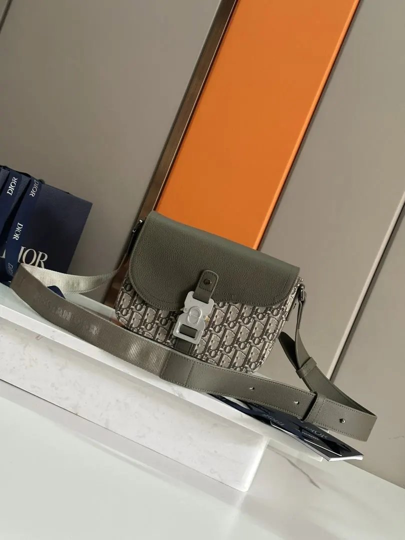 LitBuys Shoulder Bag