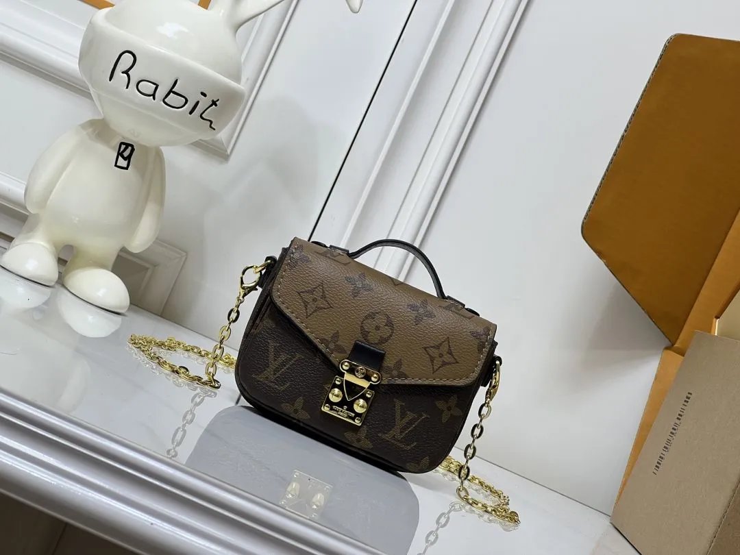 LitBuys Shoulder Bag
