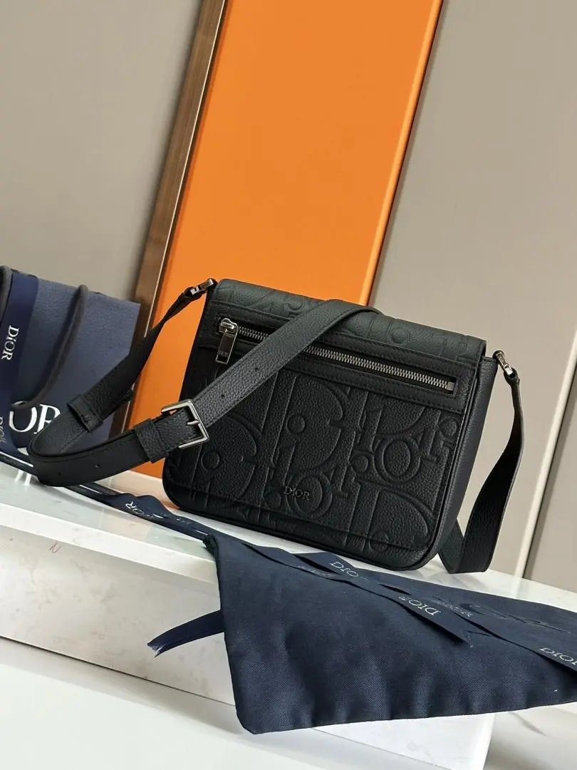LitBuys Shoulder Bag