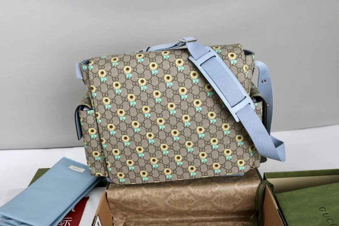 LitBuys Shoulder Bag