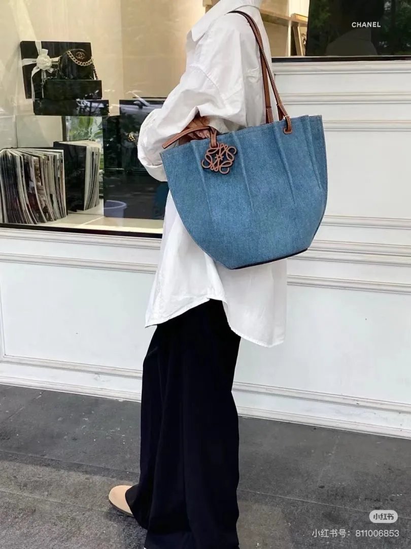 LitBuys Shoulder Bag