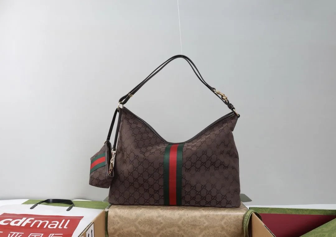 LitBuys Tote Bag