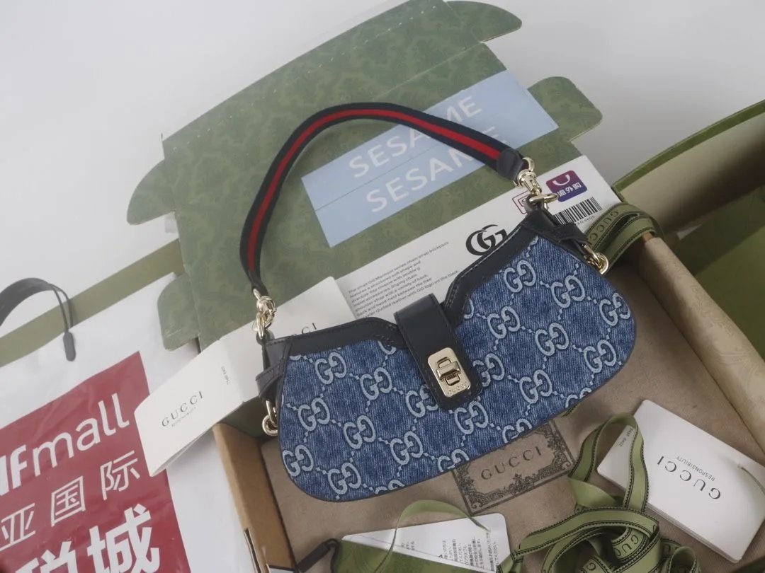 LitBuys Shoulder Bag