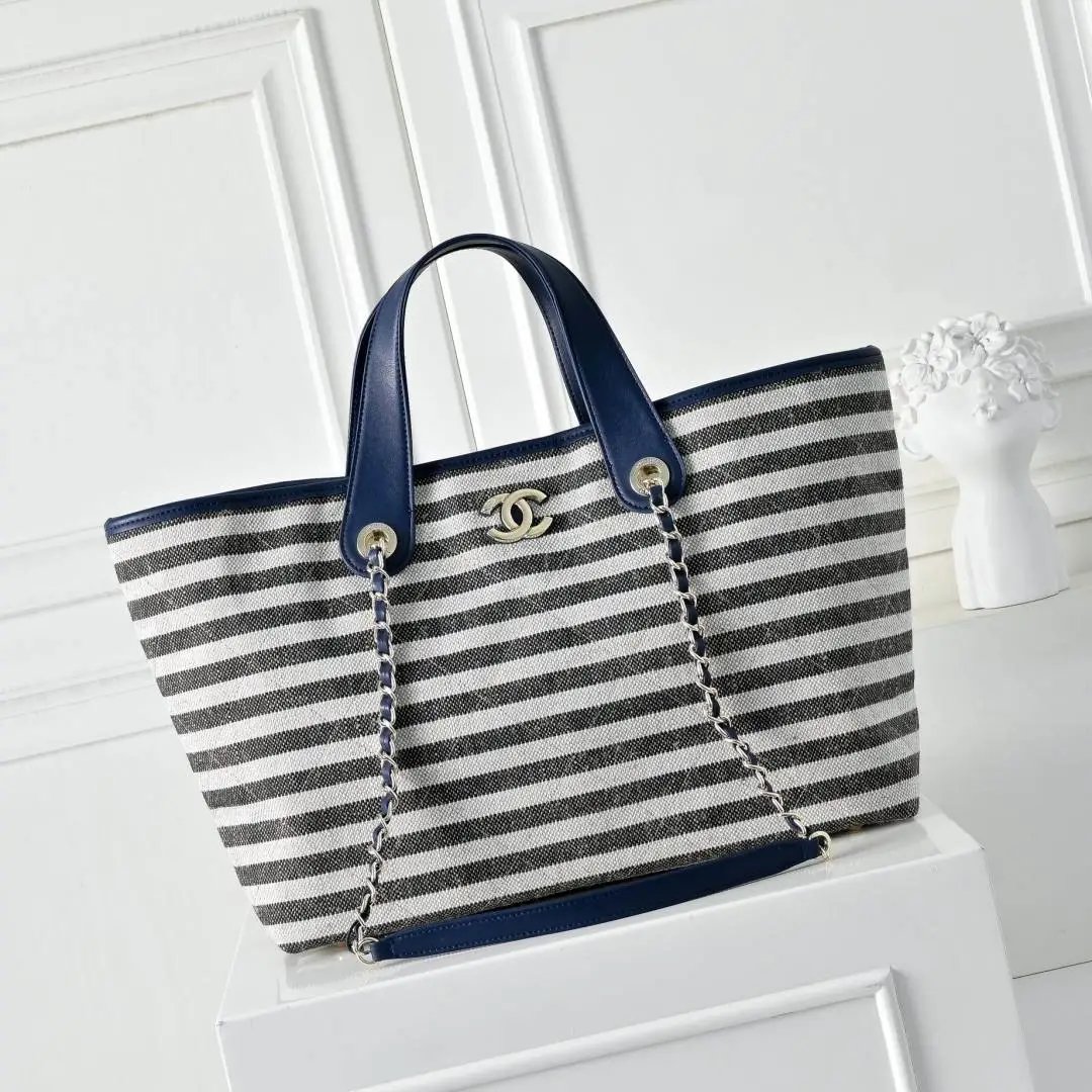 LitBuys Tote Bag