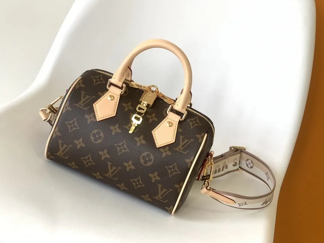 LitBuys Shoulder Bag