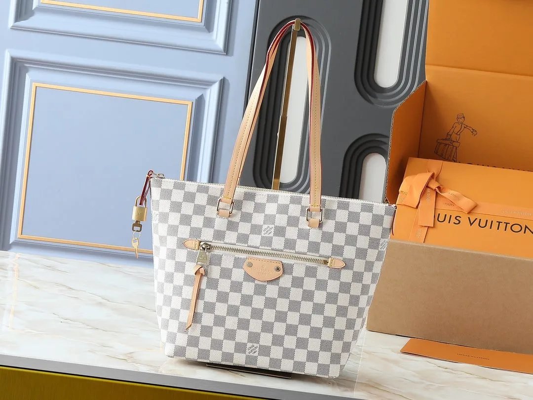 LitBuys Shoulder Bag