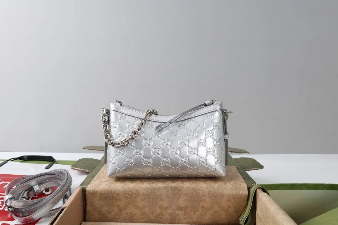 LitBuys Tote Bag