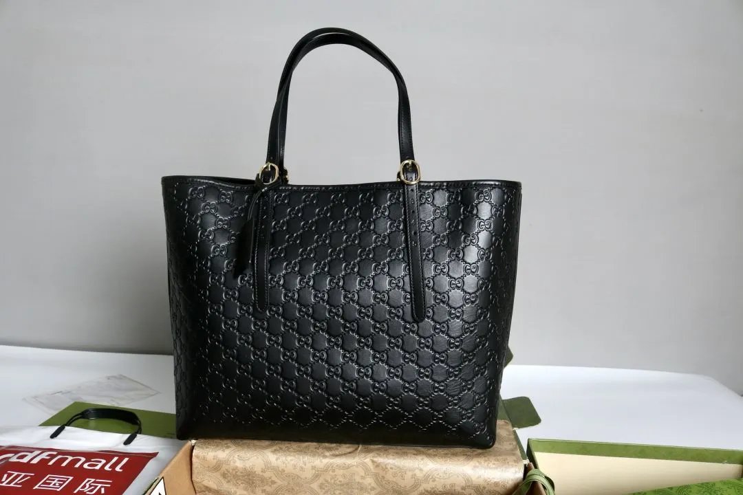 LitBuys Tote Bag