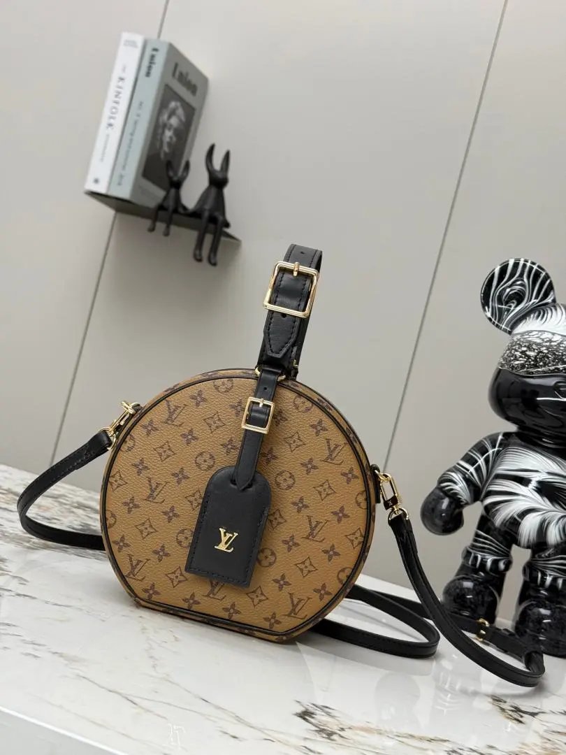 LitBuys Shoulder Bag