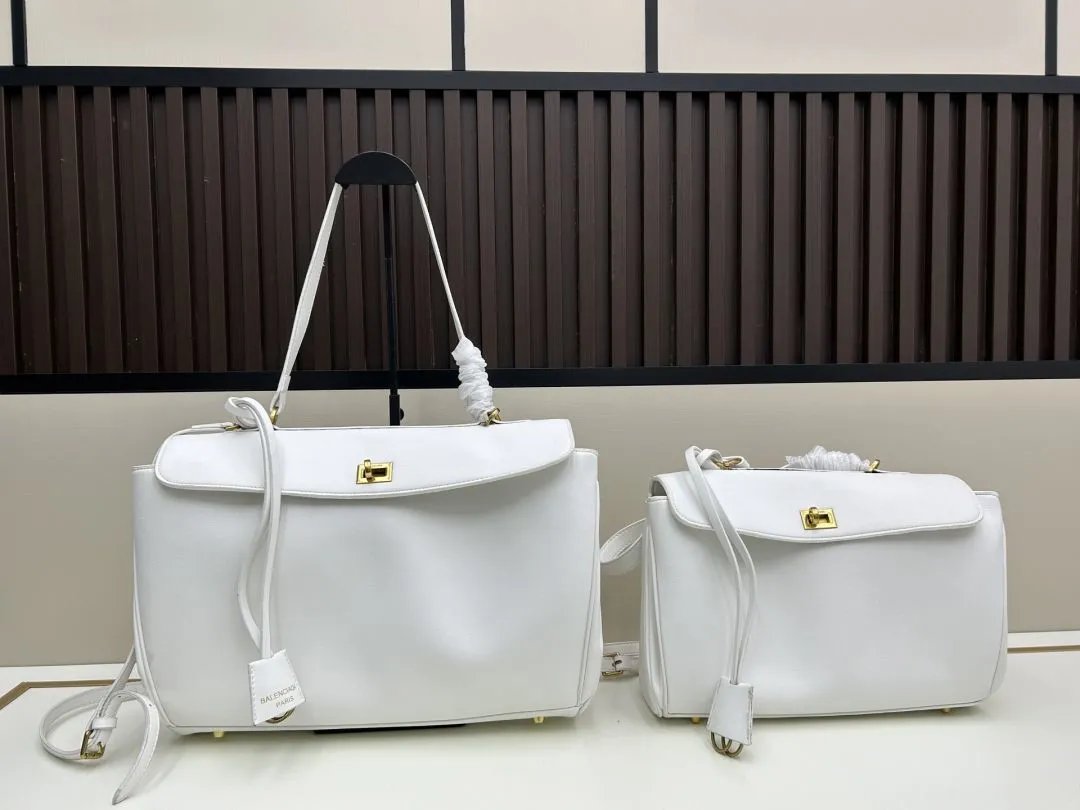 LitBuys Shoulder Bag
