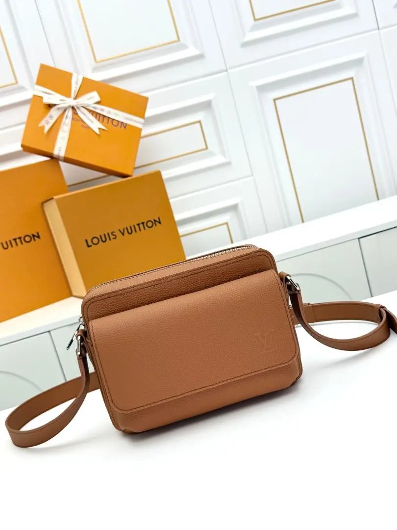 LitBuys Shoulder Bag