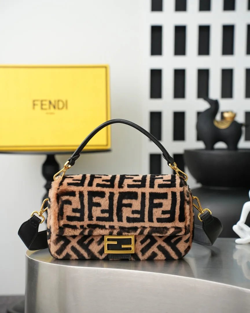LitBuys Shoulder Bag