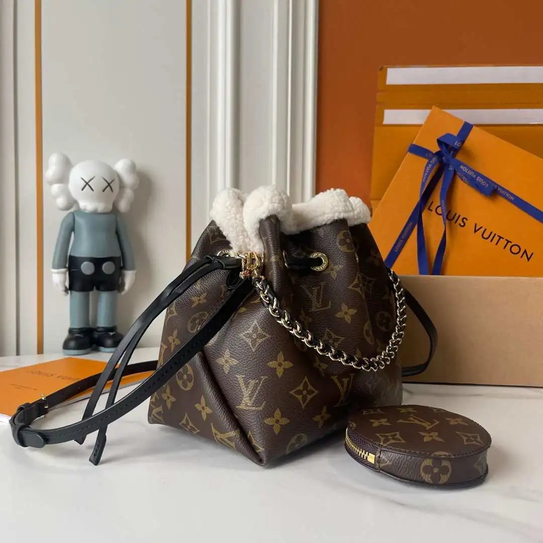 LitBuys Shoulder Bag