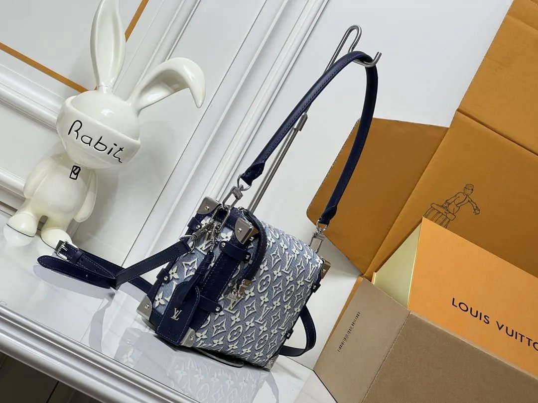 LitBuys Shoulder Bag