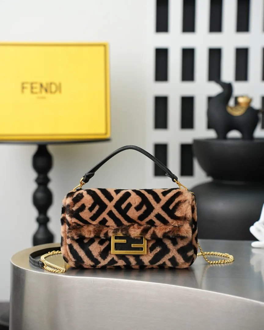 LitBuys Shoulder Bag