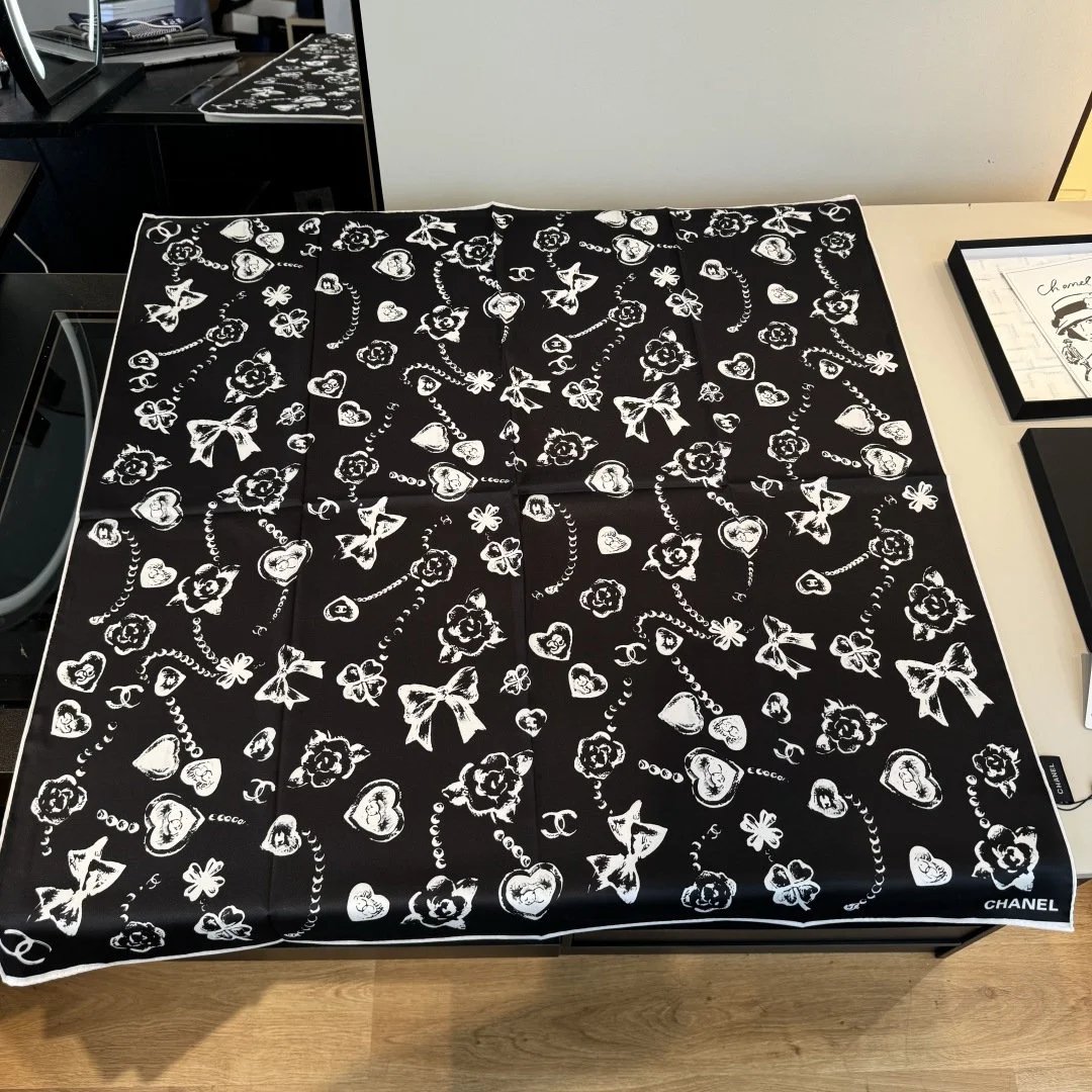 LitBuys Scarves