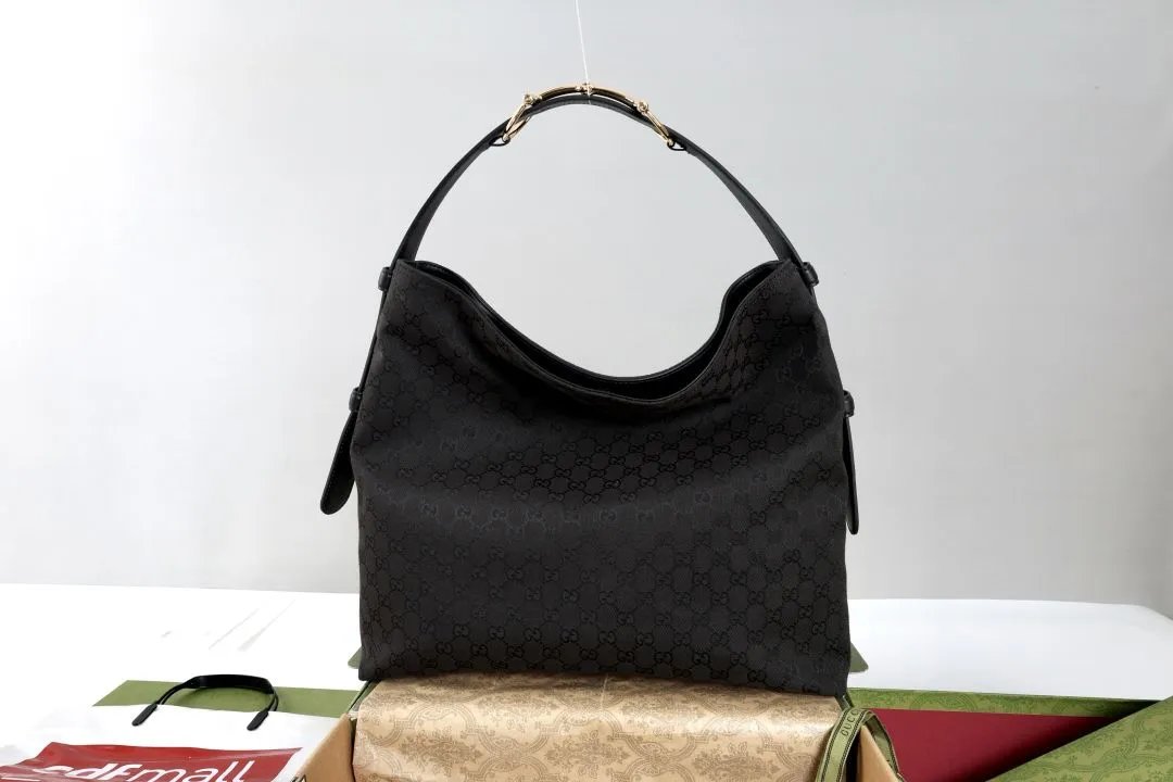 LitBuys Shoulder Bag