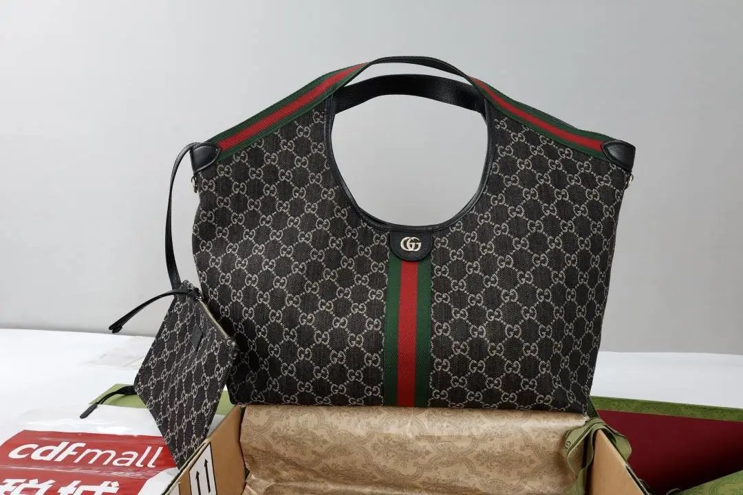 LitBuys Tote Bag