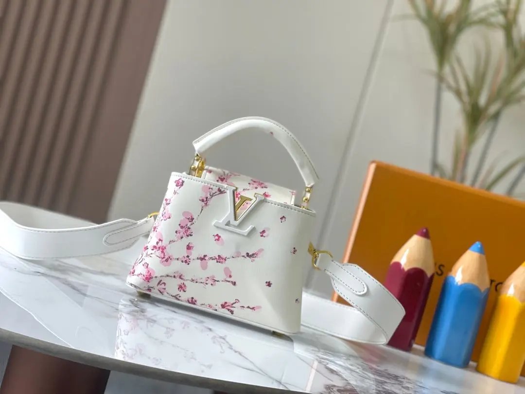 LitBuys Shoulder Bag