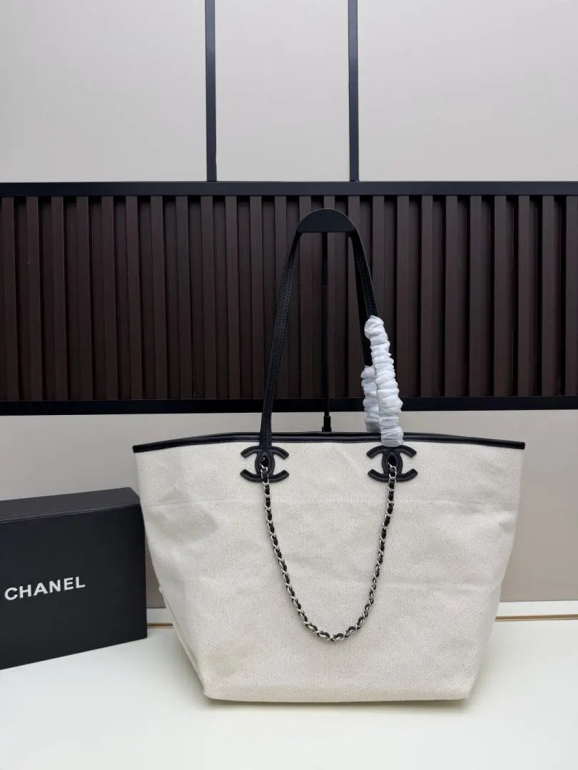 LitBuys Tote Bag