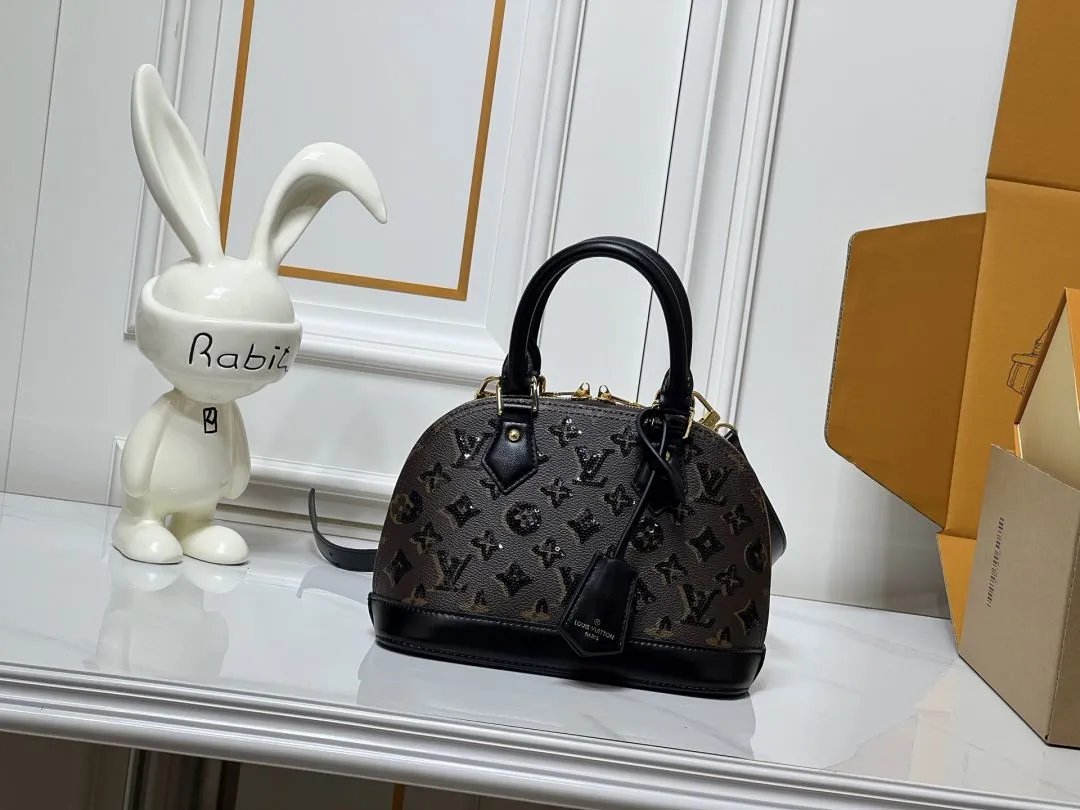 LitBuys Shoulder Bag