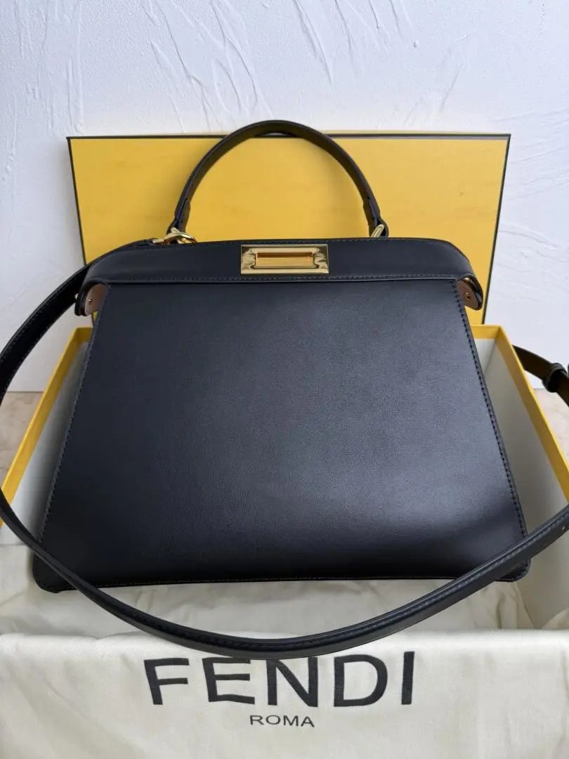 LitBuys Shoulder Bag