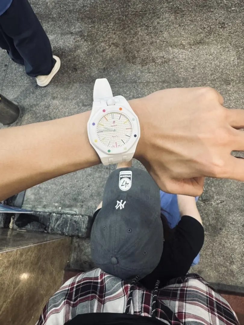 LitBuys Wristwatch