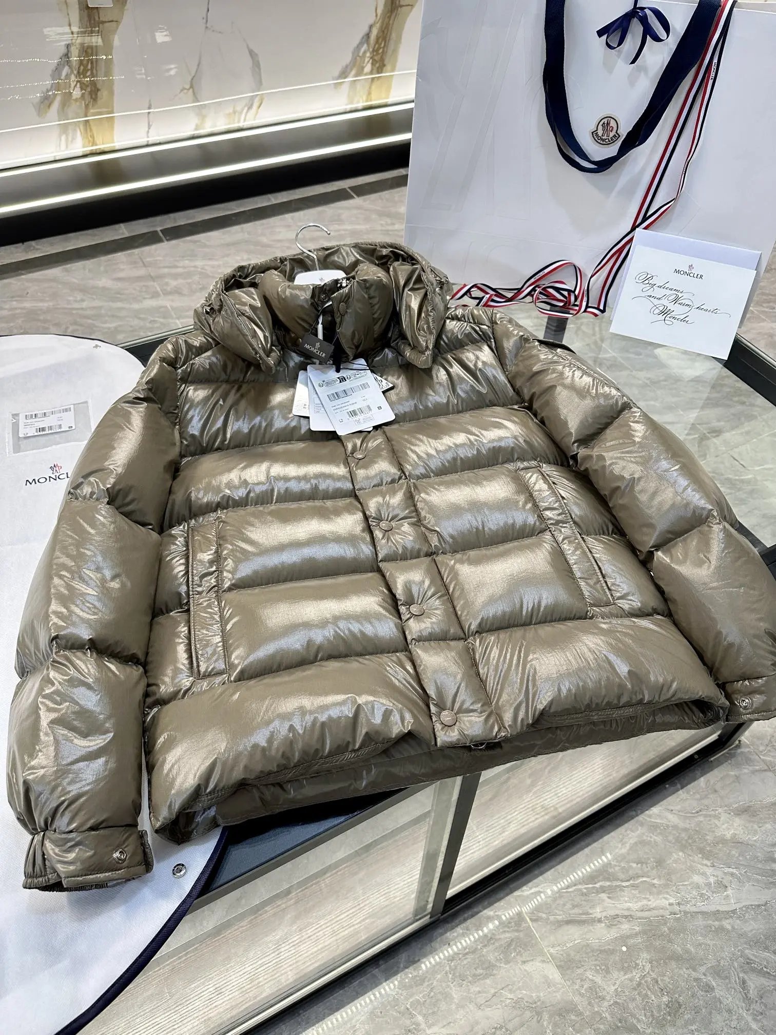 广州顶级 市面最高版 Highest quality Moncler Maya 70冬季短款.鹅绒填充版本-3