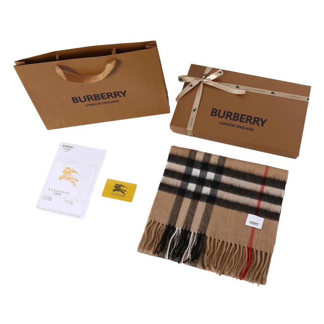 包邮 顶级版本，原版原标纯羊绒！ Burberry巴宝莉 The Classic Check CashmereScarf 格纹 羊绒 绒线围巾 女款 卡其色-田曦薇同款 >绒线围巾达人推荐热销榜 >格