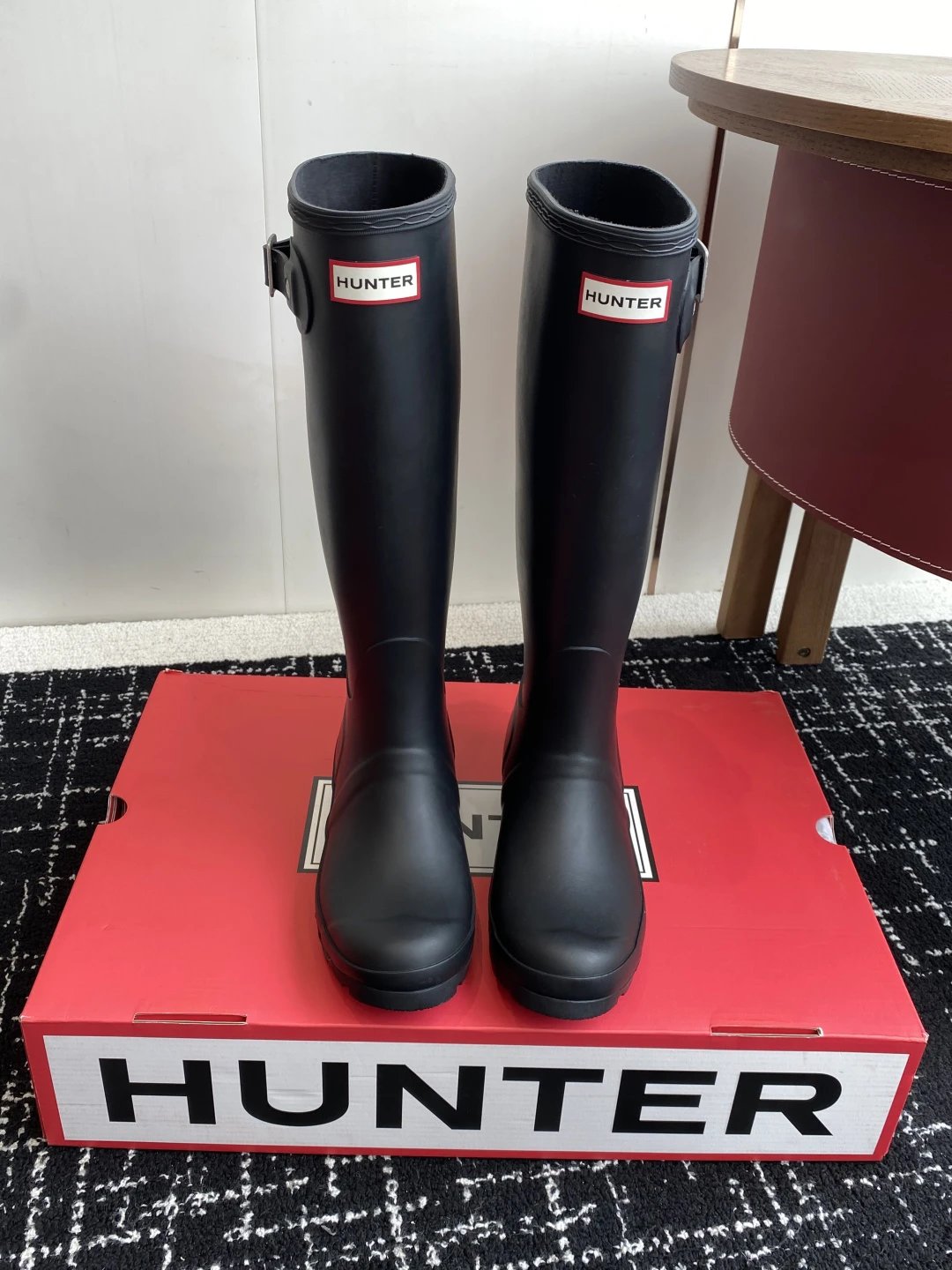 代购级330 Hunter ss25 new arrival～ 爆款雨靴新品 户外露营防水防滑～耐造时髦单品 材质与工艺：原版开模特殊防水材质 原版织物内里 防