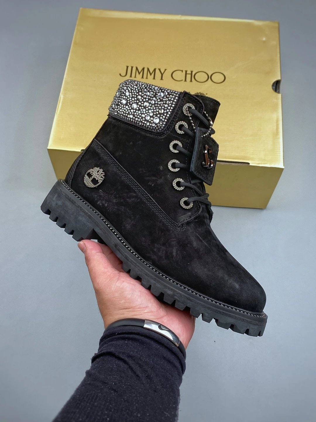 G 支持放店P Timberland x Jimmy choo 添柏岚/天伯伦 联名款 金钻 金粉 户外工装靴 全网独家最高品质 原版开发样鞋在手 后跟原版施华洛世奇闪钻 区别市面穿几天掉钻混卖版本