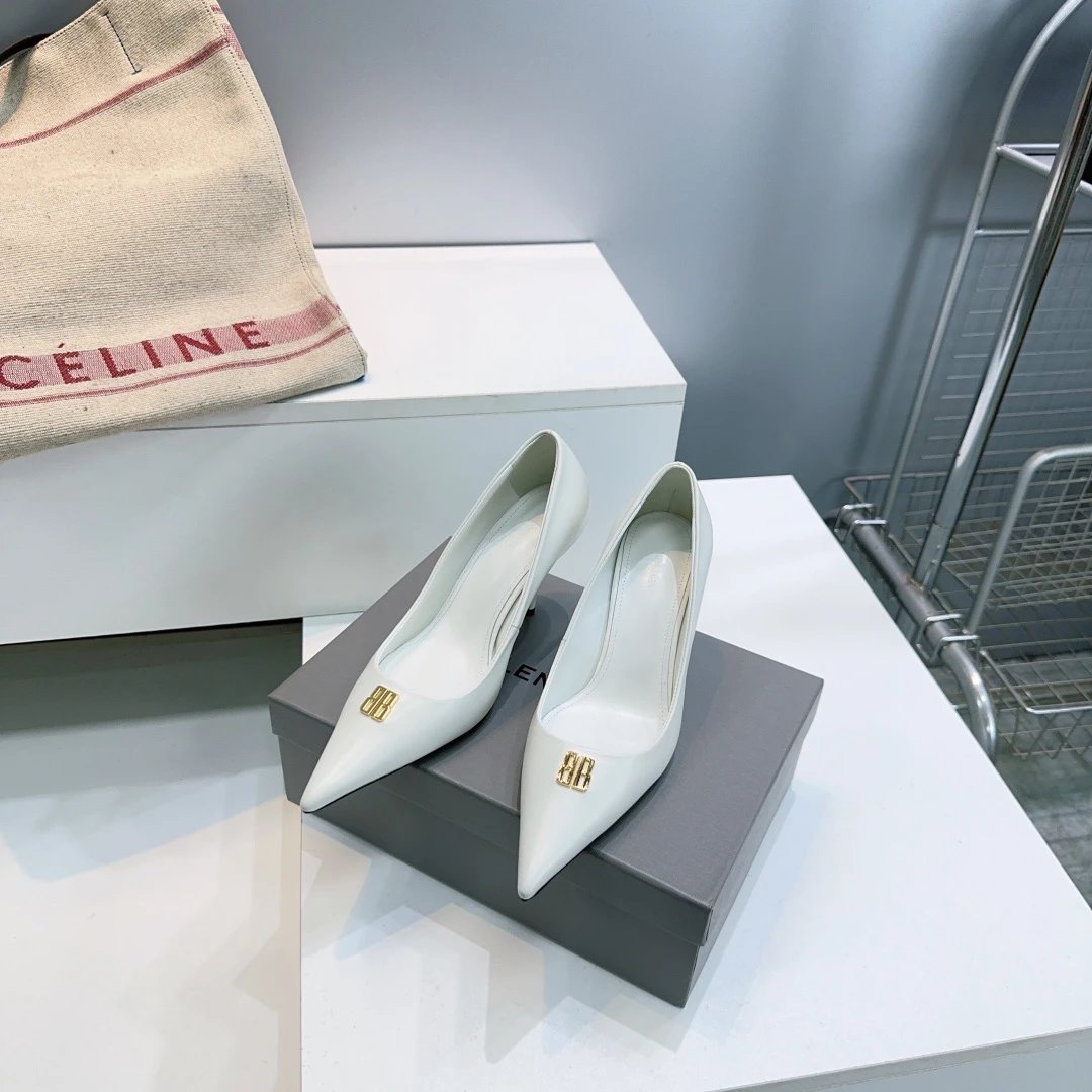 高品质出厂 ！BALENCIAGA巴黎世家 26春夏新款BB扣尖头五金扣饰气质后空系列-4