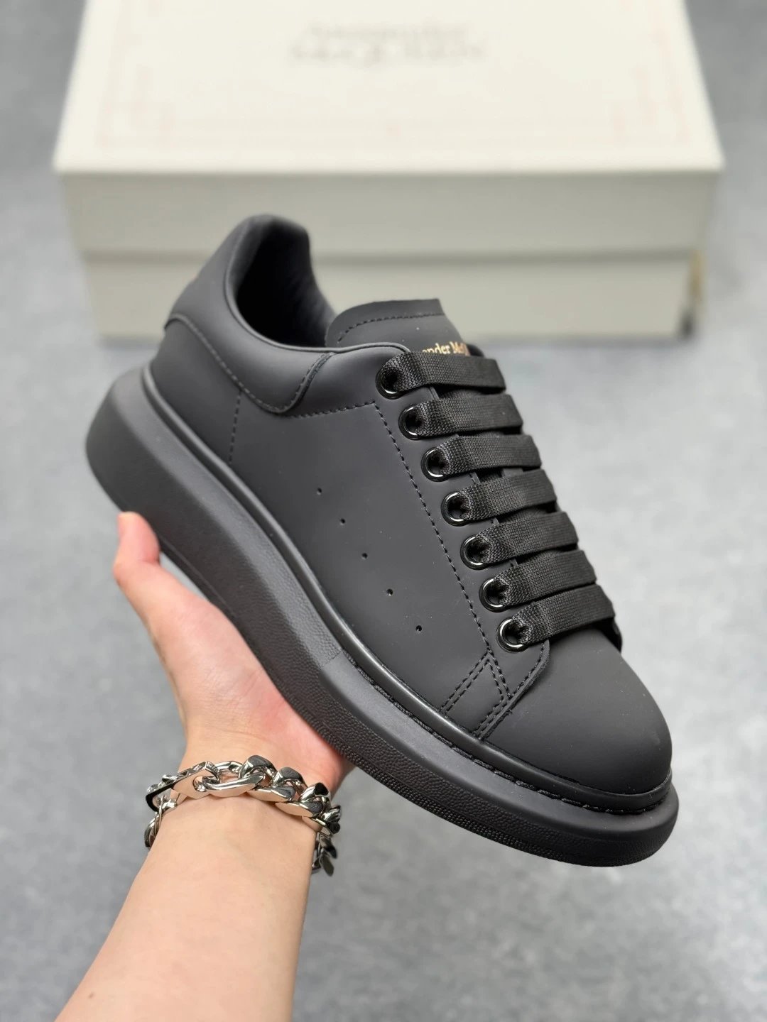 莞产顶级 意大利高奢品牌Alexander McQueen亚历山大·麦昆 Sole Leather Sneakers 松糕鞋厚底增高小白鞋 进口丝绸亚光原版皮料 水染羊皮内里 牛皮垫脚 回弹度到位 耐