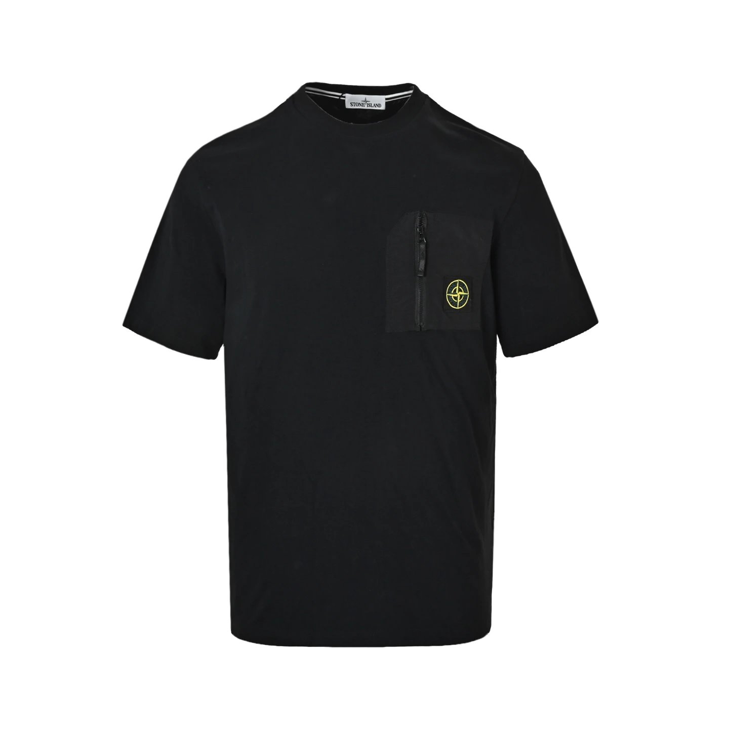 本地自取： Stone Island石头岛 胸前拉链口袋圆领短袖 面料采用260克双纱长绒棉面料，面料舒适不紧绷，三标齐全，圆领套头体桖高版本货，不管单穿还是内