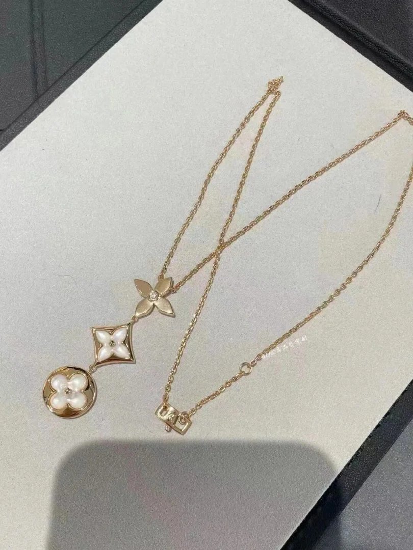 LitBuys Necklace