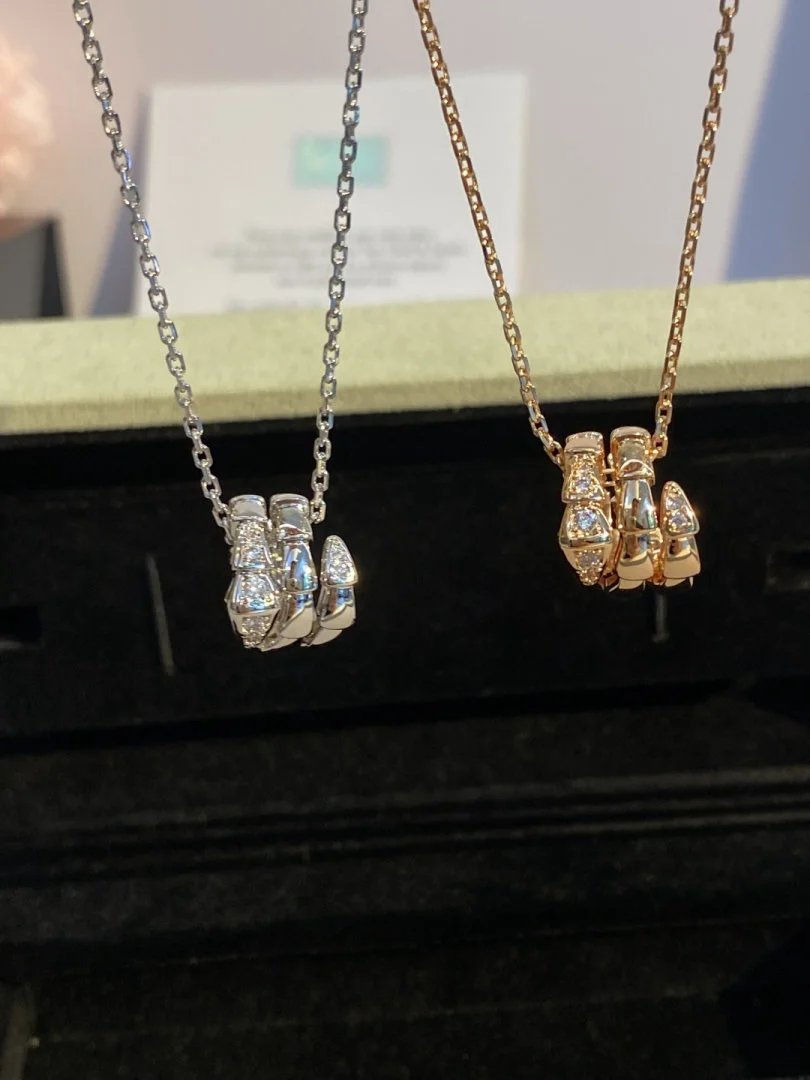 LitBuys Necklace