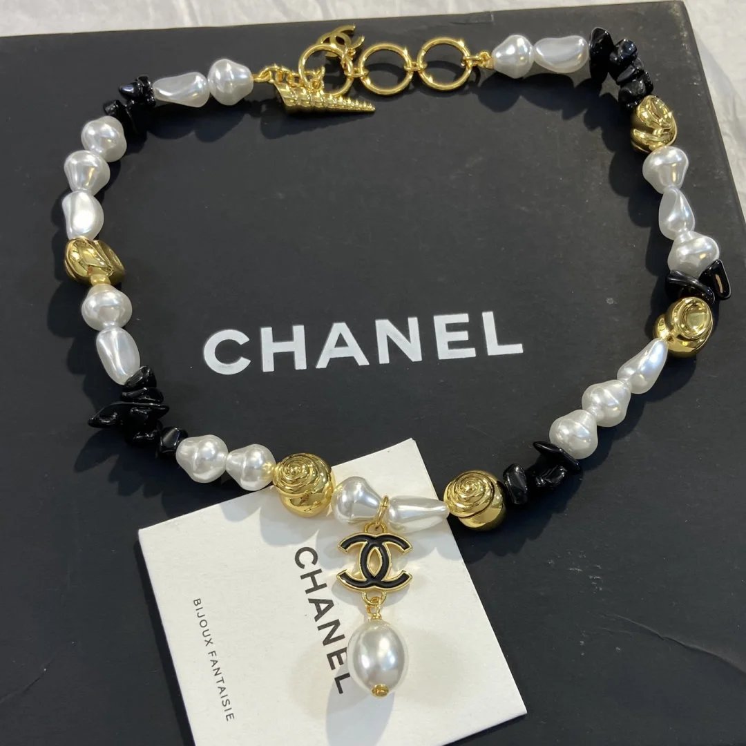 LitBuys Necklace