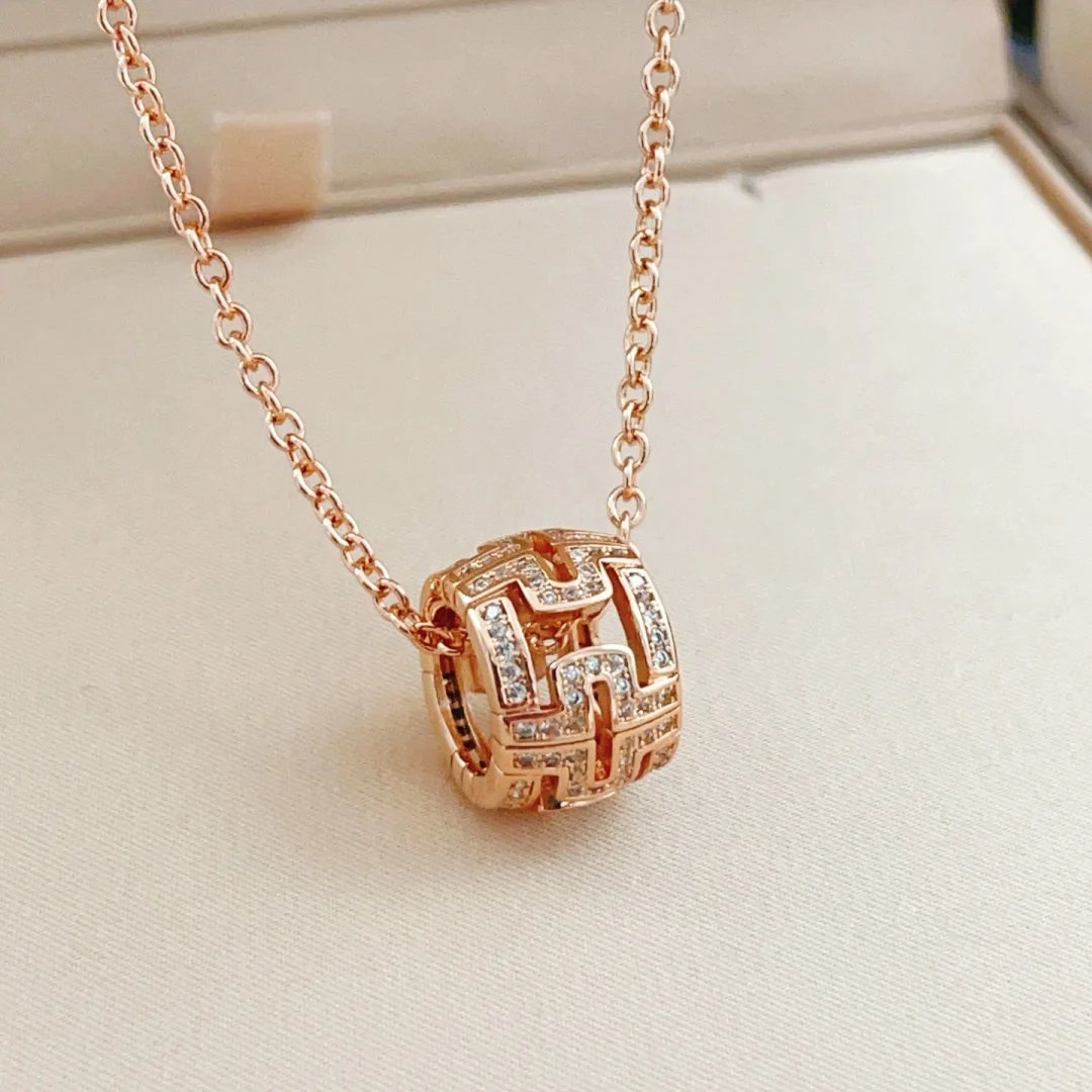 LitBuys Necklace