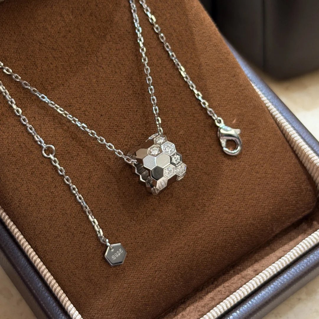 LitBuys Necklace