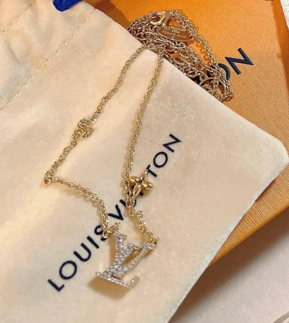 LitBuys Necklace