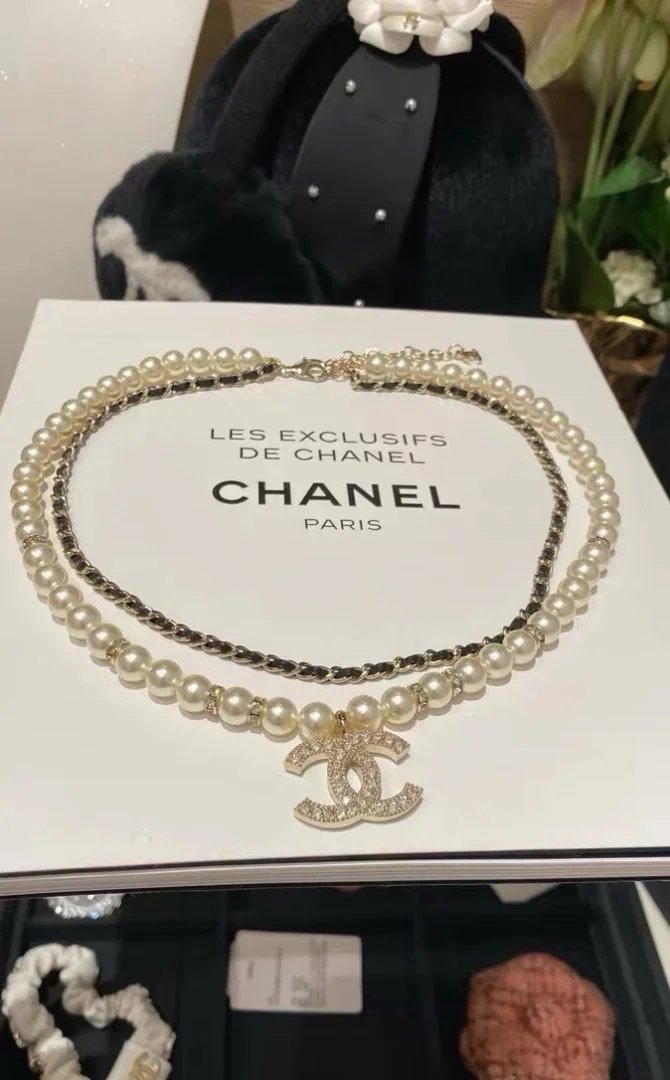 LitBuys Necklace