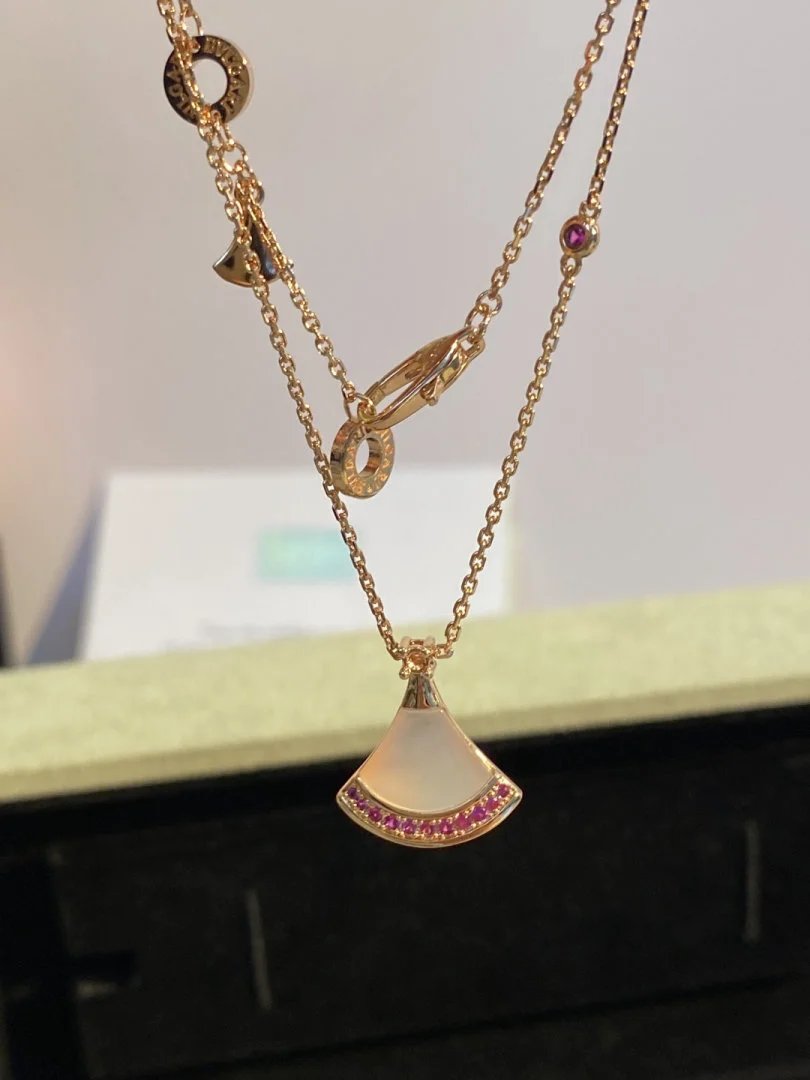 LitBuys Necklace