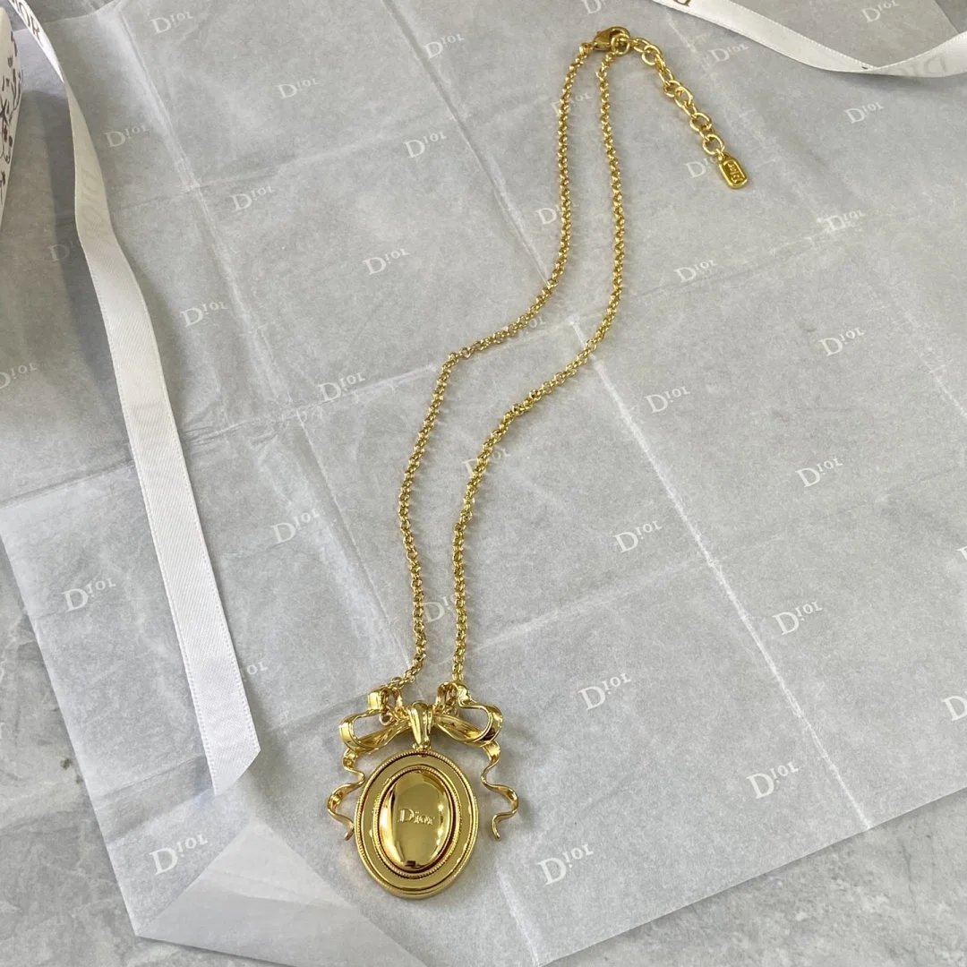 LitBuys Necklace