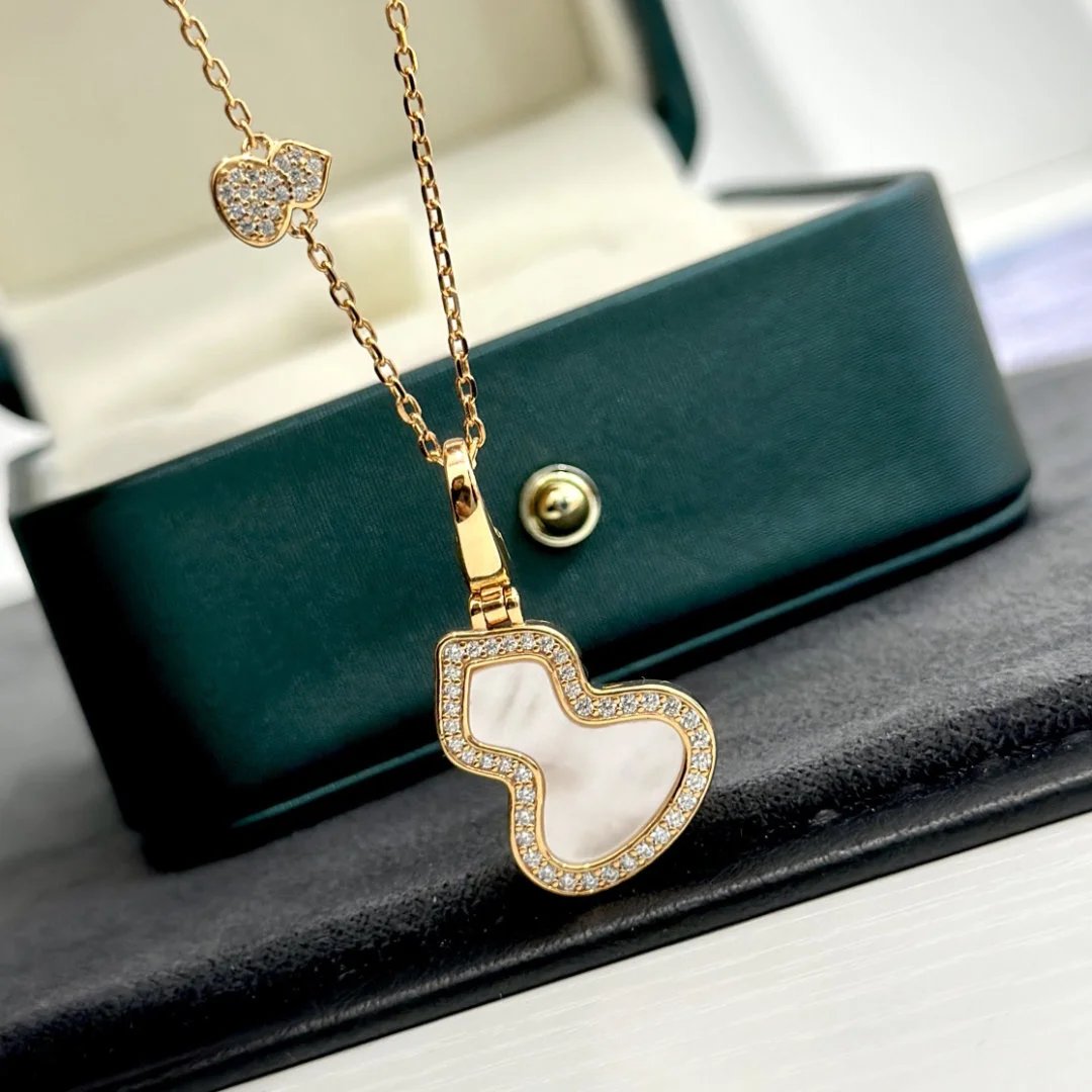 LitBuys Necklace