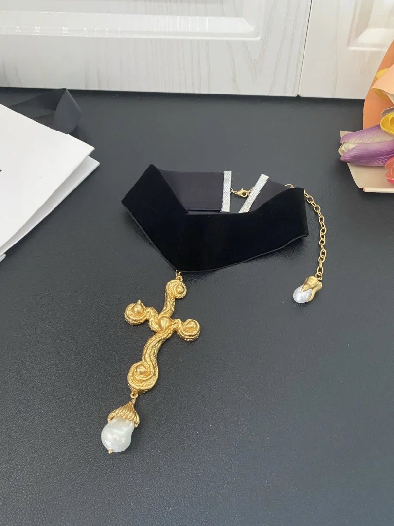 LitBuys Necklace