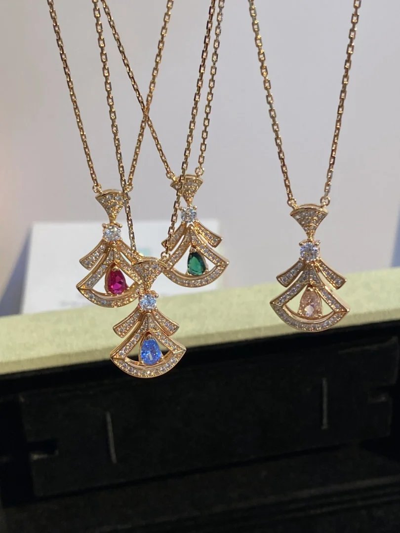 LitBuys Necklace